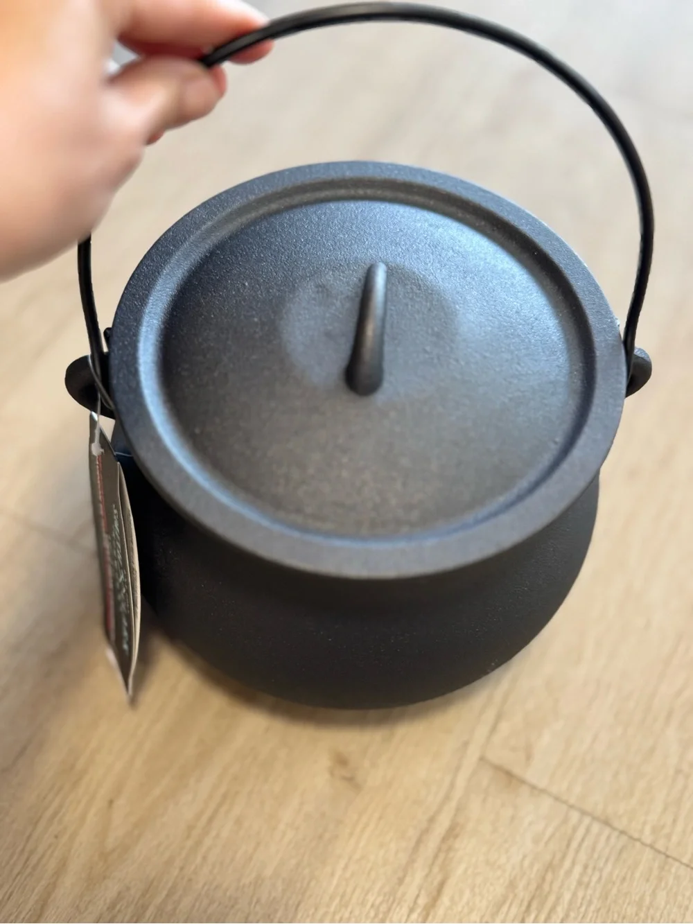 Smith & Clark 4 Quart Cast Iron Cauldron Pot